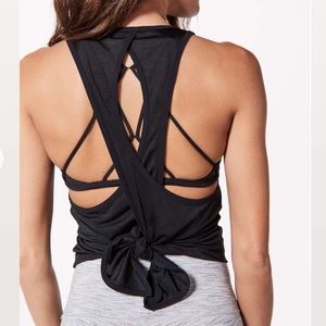 Lululon Tied and True Tank NWT